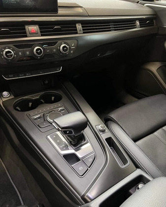 Audi A4 cena 82900 przebieg: 276708, rok produkcji 2016 z Kowal małe 436